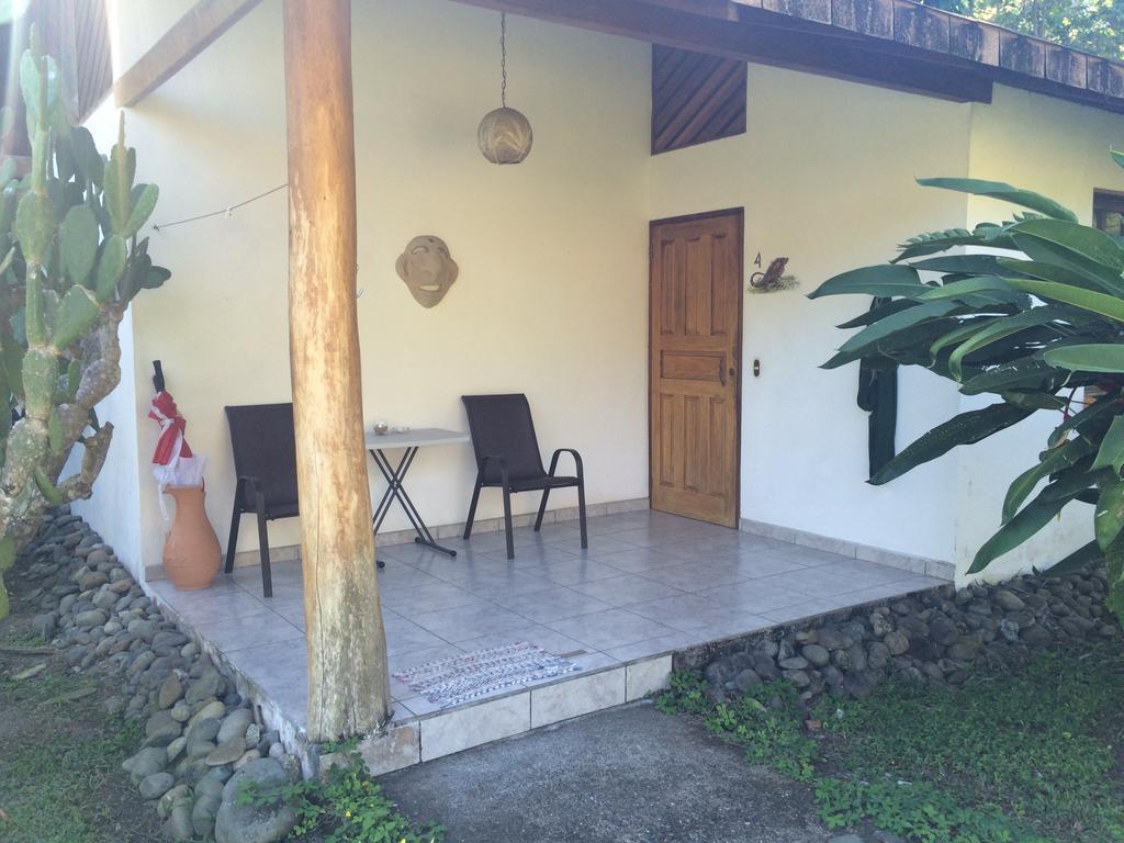 Hotel Suizo Loco Lodge & Resort カウイータ 部屋 写真